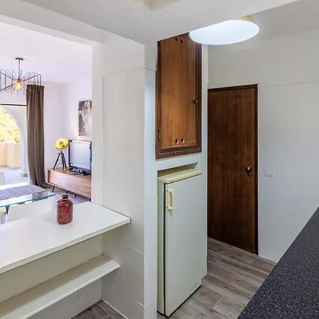Apartamento 2 Bedrooms At Carvoeiro 20 M Away From The Beach With Sea View And Enclosed Garden Carvoeiro (Lagoa)