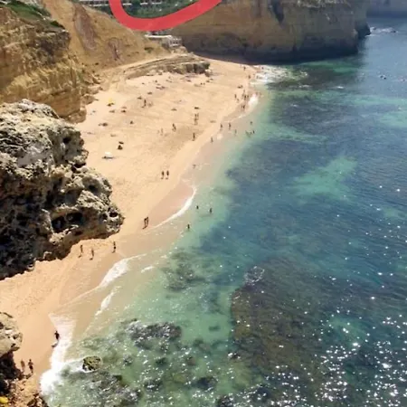 2 Bedrooms At Carvoeiro 20 M Away From The Beach With Sea View And Enclosed Garden Lägenhet *