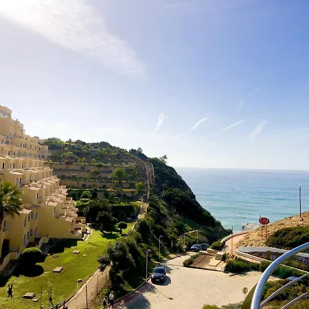 2 Bedrooms At Carvoeiro 20 M Away From The Beach With Sea View And Enclosed Garden *