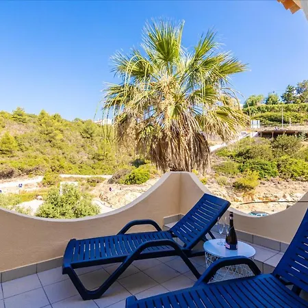 Lägenhet 2 Bedrooms At Carvoeiro 20 M Away From The Beach With Sea View And Enclosed Garden Carvoeiro (Lagoa)